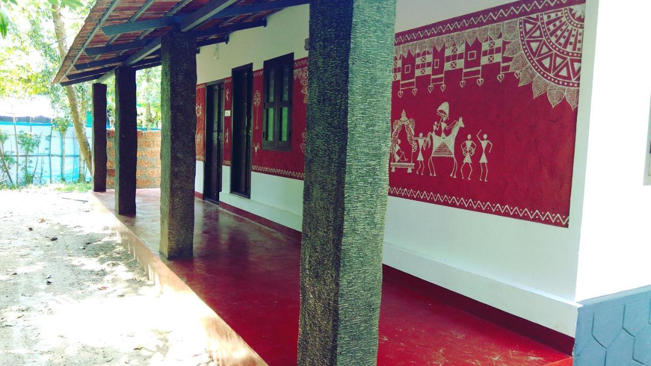 Marari Sabari Home Stay มาราริคุลาม ภายนอก รูปภาพ